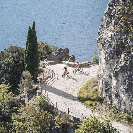 Me Ca - Appartamento Vacanze リーヴァ・デル・ガルダ エクステリア 写真